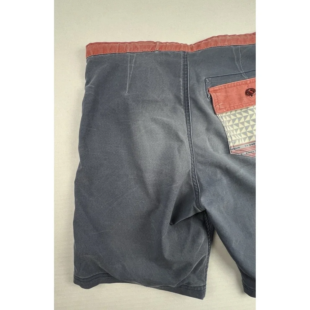 KATIN Mens Board Shorts Size 32 Blue Red Geometric Surf Swim Beach Coastal